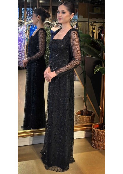 Siyah Kare Yaka Uzun Kollu Kloş Etekli Pullu Boncuklu Uzun Abiye Elbise 11047-05