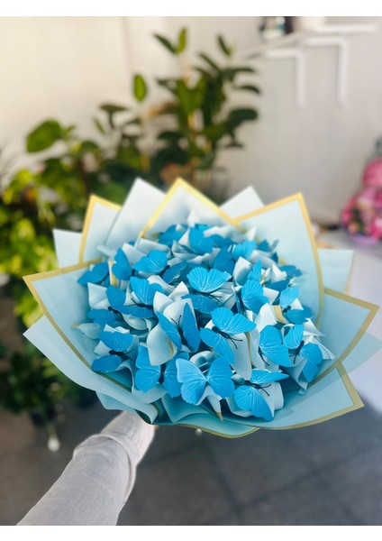 Işıklı Kelebek Buketi(Mavi) fırsatları