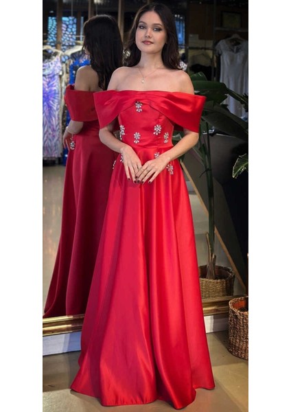 Kırmızı Madonna Yaka Taş Detaylı Kloş Etekli Saten Uzun Abiye Elbise 11063-07 indirimleri