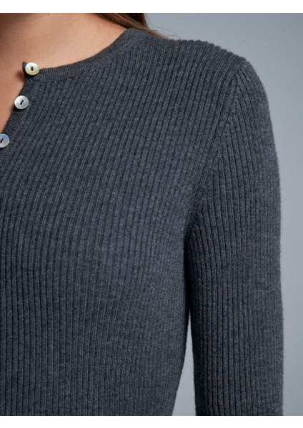 10819 Yün Karışımlı Ince Triko-Füme M. fırsatları