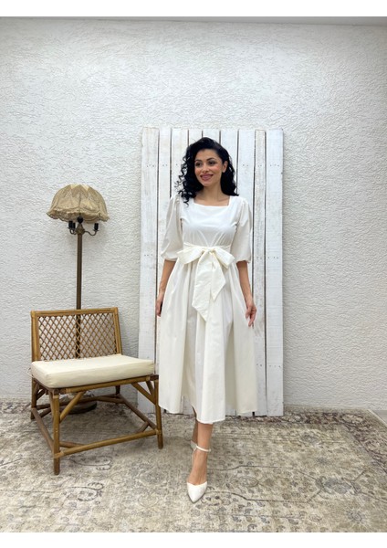 Beyaz Uzun Fiyonklu Kloş Poplin Elbise fırsatları