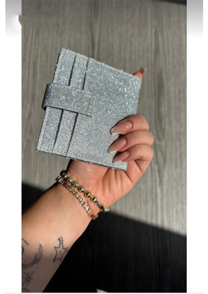 Kadın Silver Kağıt Para Bölmeli Simli Cüzdan & Kartlık fiyatları