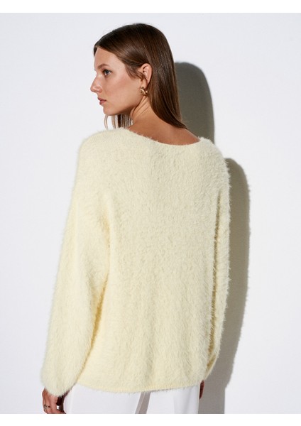 10806 Kayık Yaka Yumuşak Dokulu Triko Kazak-Açık Sarı fiyatları