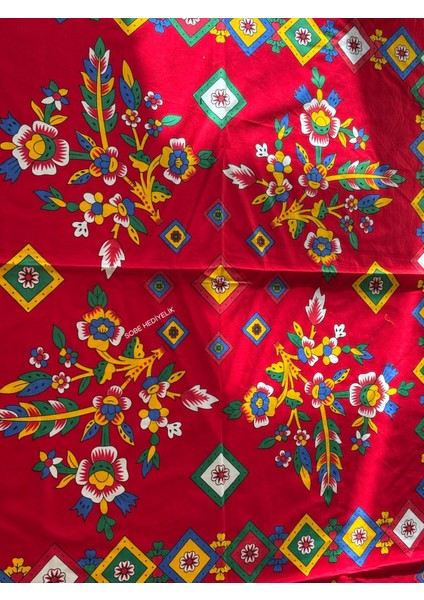 Kolay Temizlenebilir Çiçek Desenli Pamuklu Masa Örtüsü 170X170 cm – Çeyizlik, Sofra ve Dekoratif modelleri