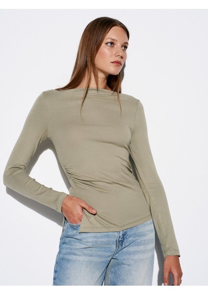 32198 Kayık Yaka Büzgülü Top-Çağla