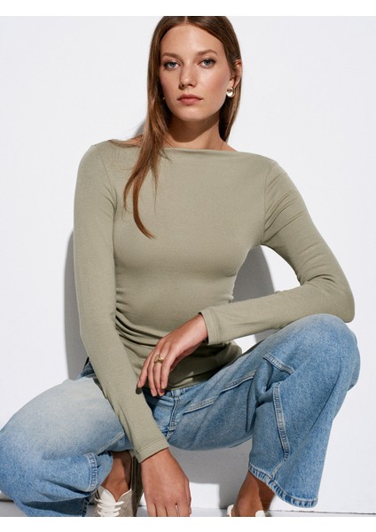 32198 Kayık Yaka Büzgülü Top-Çağla modelleri