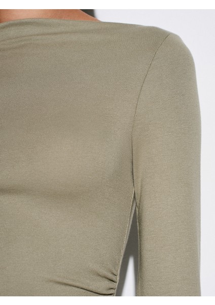 32198 Kayık Yaka Büzgülü Top-Çağla fırsatları