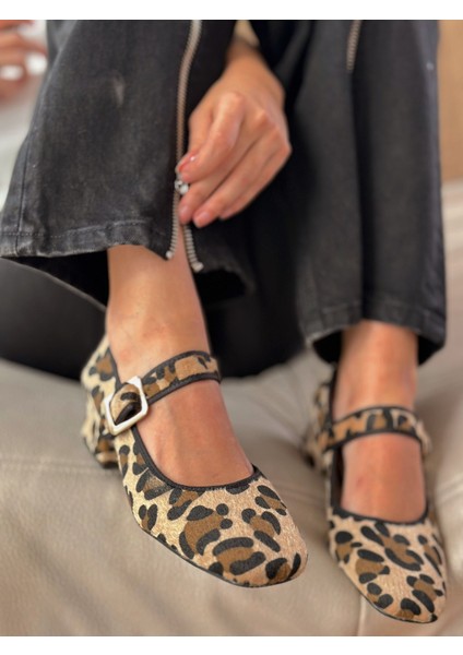 Odenca Desenli Toka Detaylı Kadın Mary Jane Bej fırsatları