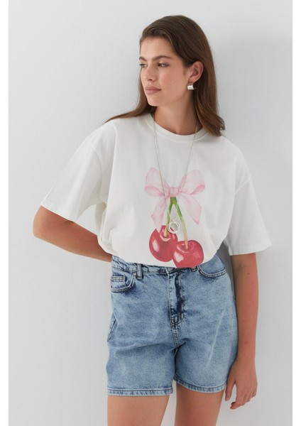Kiraz Desenli T-Shirt Ekru