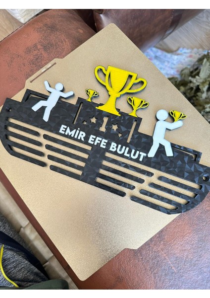 Isme Özel Madalyalık – Sarı Siyah Tasarım