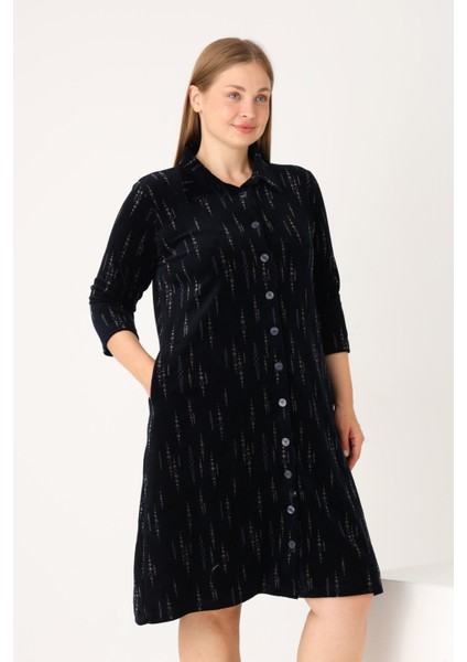 Lacivert Boydan Düğmeli Cepli Kadife Büyük Beden Elbise