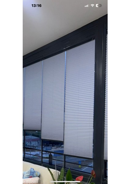 Katlanabilir Cam Balkon Plise Perde Beyaz (Kancalı Veya Vidalı Montaj)