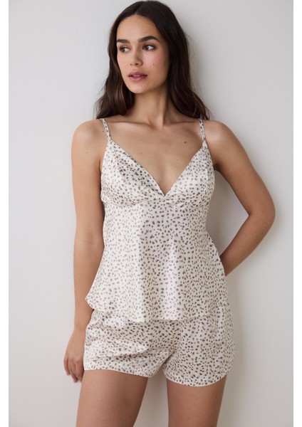 Lilah Saten Ekru Atlet Pijama Üstü