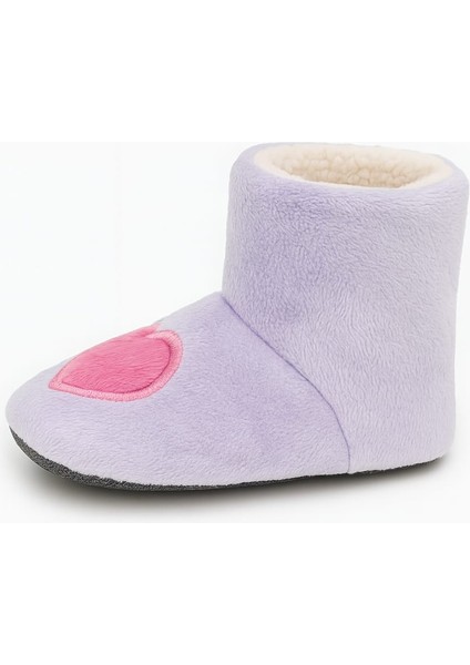 Kız Bebek Polar Patik – Kalp Desenli, Yumuşak Tabanlı, Kaymaz, Sıcak Tutarlı Kışlık Ev Ayakkabısı (Lila) modelleri