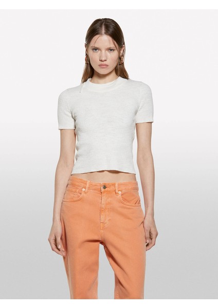 Keten Karışımlı Slim Fit Kısa Kollu Kazak Kadın Beyaz Kazak - 325P105GM106G fırsatları