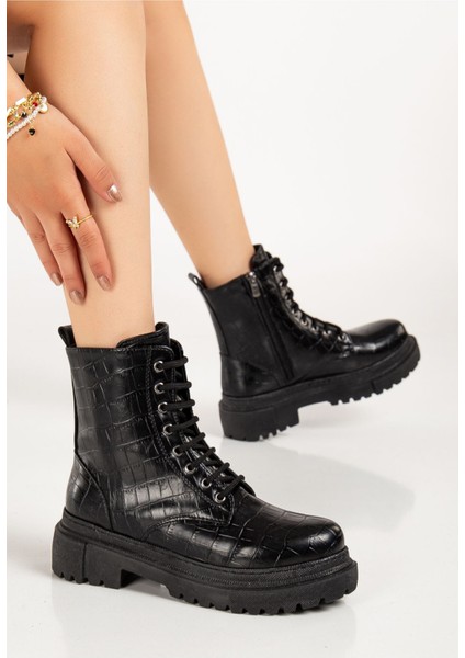 812-356 Siyah Kroko Bağcıklı Fermuarlı Günlük Kadın Bot fiyatları