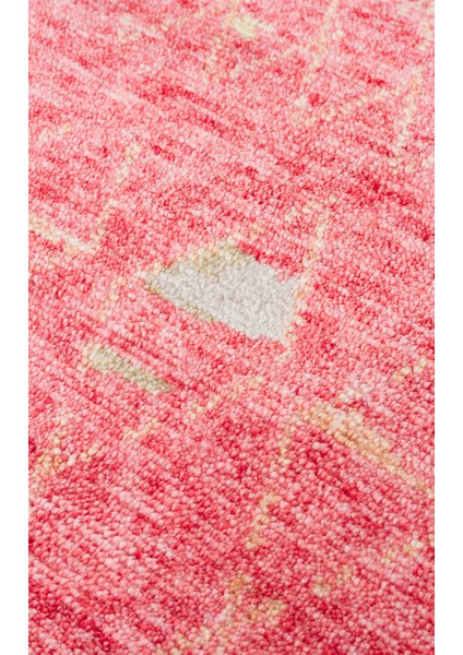 Zara ZR 15 Kırmızı Autumn Özel Tezgah Kolay Temizlenebilir Hav Bırakmayan Otantik Modern Uşak Halısı modelleri