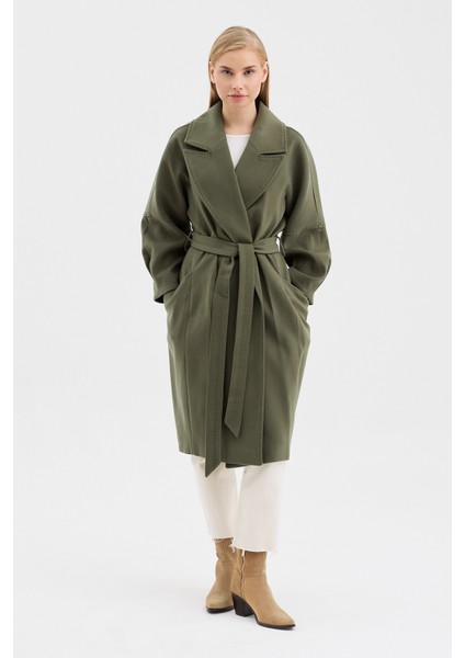 Kadın Oversize Çift Cepli Kısa Kaşe Kaban fiyatları