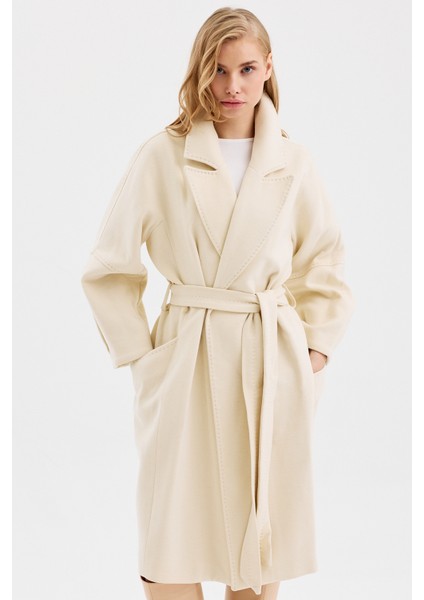 Kadın Oversize Çift Cepli Kısa Kaşe Kaban indirimleri