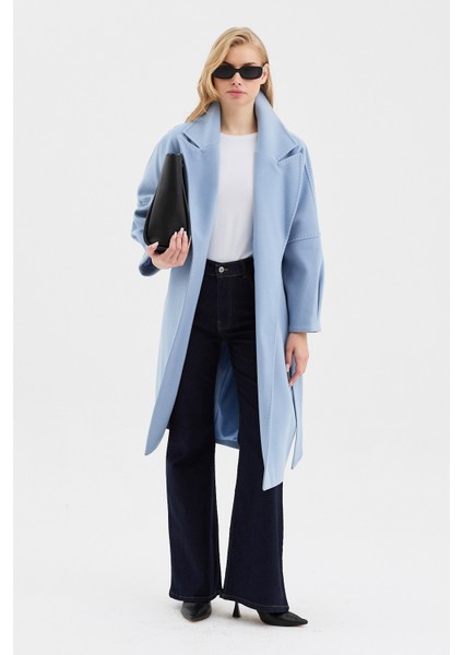 Kadın Oversize Çift Cepli Kısa Kaşe Kaban modelleri