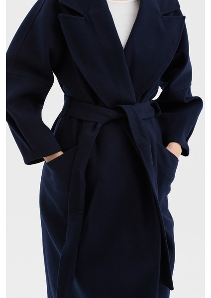 Kadın Oversize Çift Cepli Kısa Kaşe Kaban indirimleri