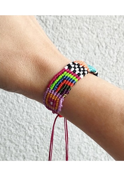 Geometrik Makrome Bileklik fırsatları