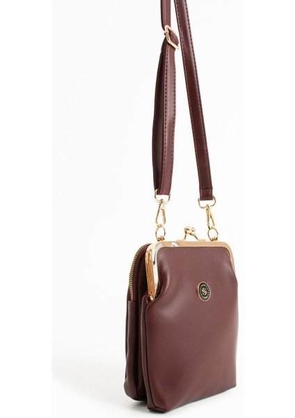 Kadın Burslu Gold Aksesuarlı Ayarlanabilir Çapraz Askılı Suni Deri Omuz ve Çapraz Çanta 1433 modelleri