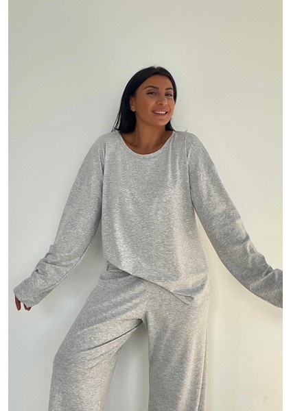 Bisiklet Yaka Gri Oversize Penye Takım modelleri