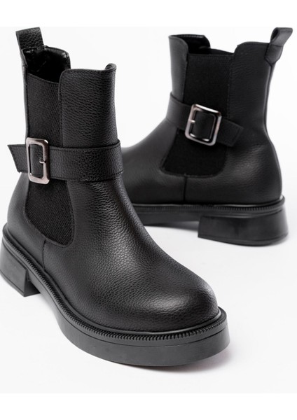 02-2004 Siyah Toka Aksesuarlı Lastikli Günlük Kadın Bot indirimleri