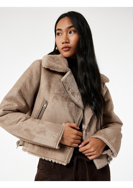 Kruvaze Yaka Uzun Kollu Fermuarlı Cepli Suni Kürk Yaka Crop Suni Süet Ceket modelleri