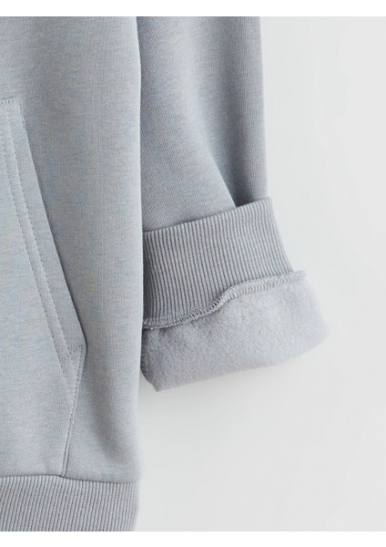 Lcw Kids Gri Kapüşonlu Baskılı Erkek Çocuk Sweatshirt fırsatları