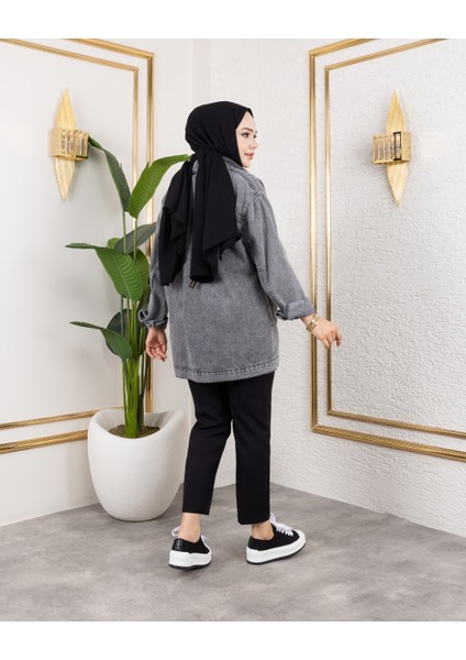 Kadın Cepli Düğmeli Koyu Gri Kot Ceket