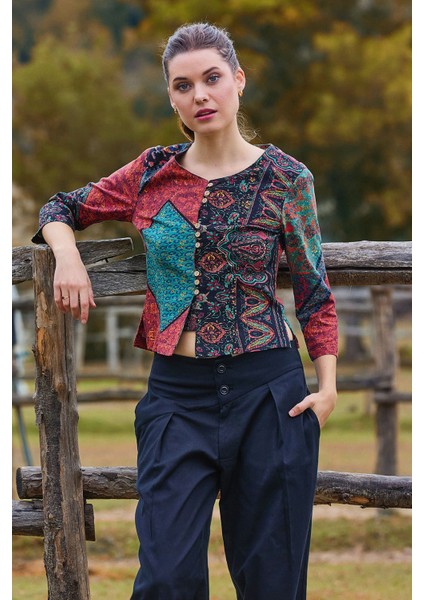 Bisiklet Yaka Yarım Kollu Düğme Detaylı Kışlık Bluz fiyatları