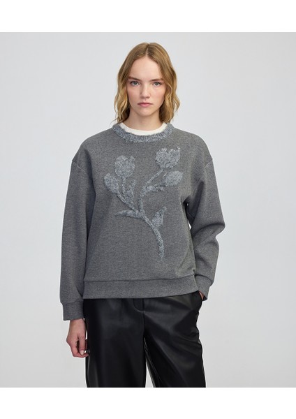 Üç Boyutlu Çiçekli Sweatshirt IW6250091048126