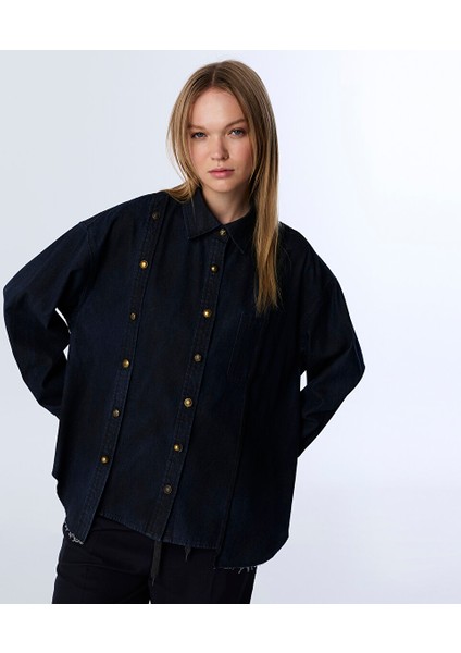 METAL AKSESUARLI JEAN GÖMLEK TW6250025128015