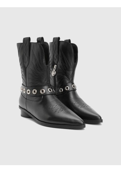 Britni Hakiki Deri Siyah Kadın Bot