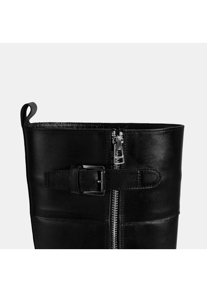 Kadın Siyah Metal Toka Detaylı Deri Çizme