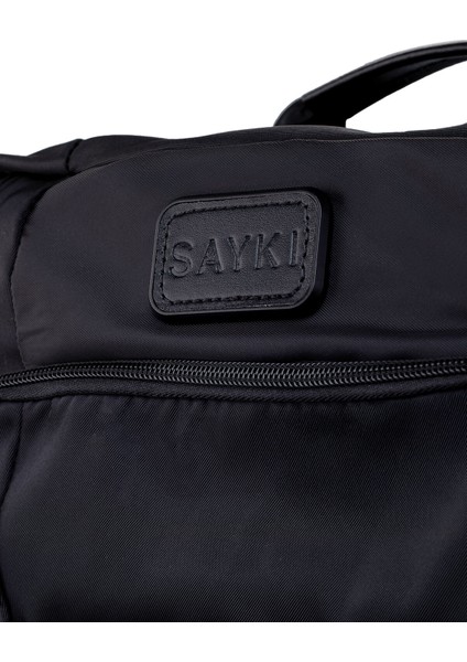 Siyah Sırt Çantası