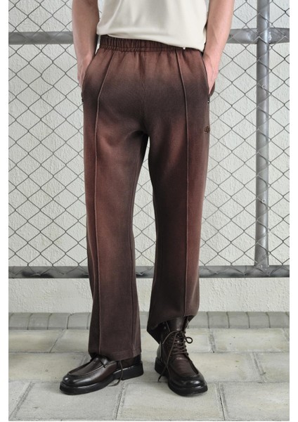 Efektli Logo Detaylı Kahverengi Pantolon fırsatları
