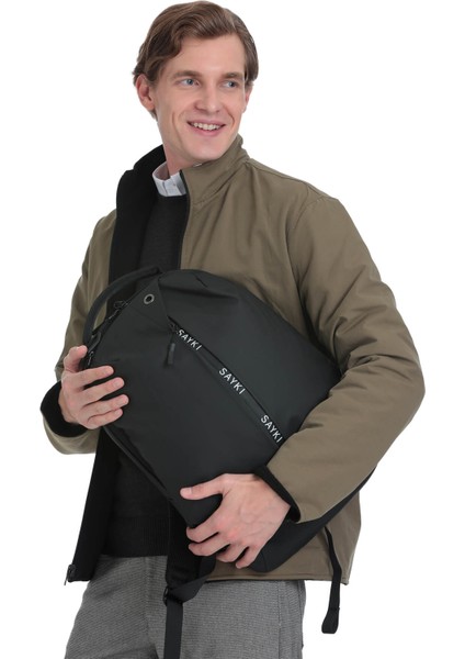 Siyah Sırt Çantası