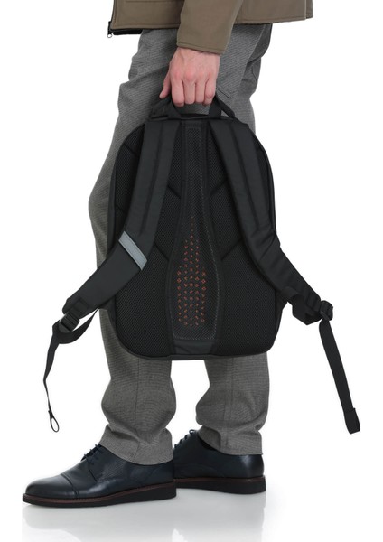 Siyah Sırt Çantası