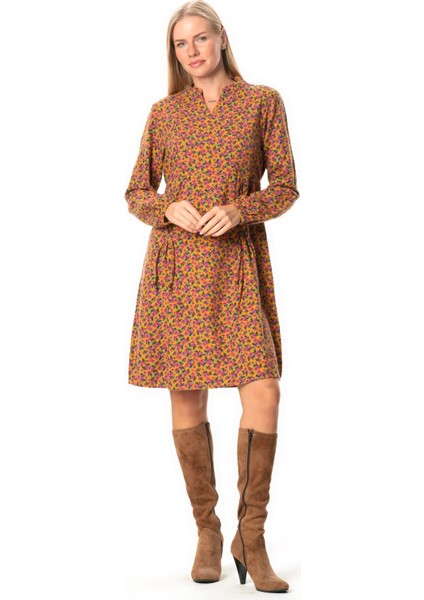 Uzun Kol Fahriye Pazen Çiçek Desenli V Yaka Kısa Sonbahar ve Kışlık Elbise Hardal Hrd