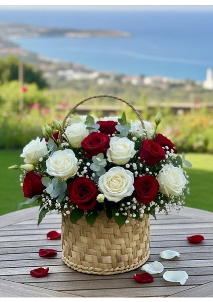 El Yapımı Askılı Hasır Çiçek Aranjmanı fiyatları