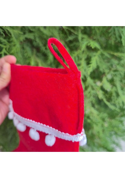 Yılbaşı Noel Çorabı Kesesi - Kırmızı Keçe, Ponponlu Şömine Süsü 30 cm x 22 Cm