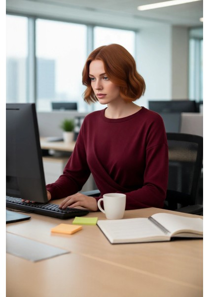 Kadınlara Özel Uzun Kollu Ince Triko Kazak Fitted Kesimiyle Günlük ve Iş Hayatında Şıklık Kaliteli