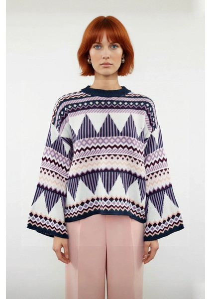 Kadınlara Özel Etnik Desenli Oversize Düşük Kol Bisiklet Yaka Triko Kazak Soğuk Havalara Uyumlu fiyatları