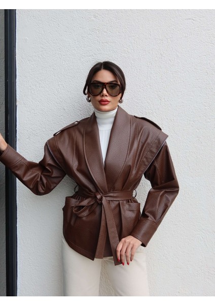Fermuar Detay Kuşaklı Deri Ceket