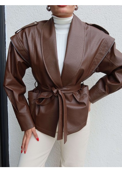 Fermuar Detay Kuşaklı Deri Ceket modelleri