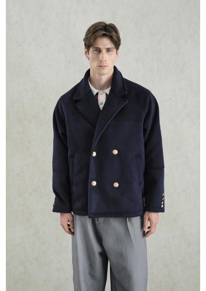 Gold Düğmeli Kısa Lacivert Kaşe Kaban