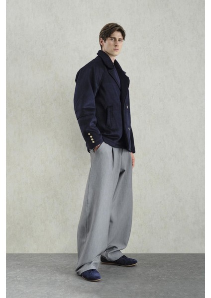 Gold Düğmeli Kısa Lacivert Kaşe Kaban fırsatları